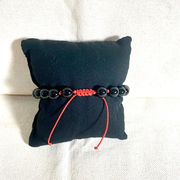 Red String Black Onyx bracelet- Handmade - Picture 4 of 5